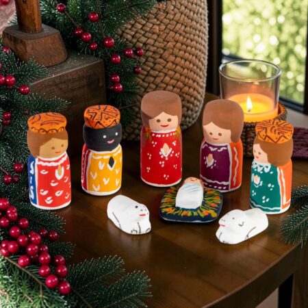 Pesebre madera pintada