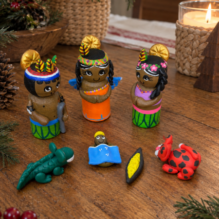 Pesebre indígena madera pintada